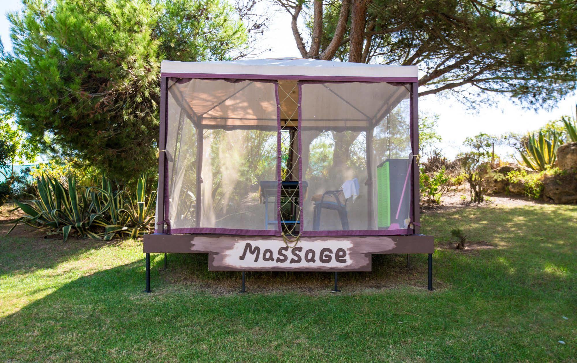 Aparthotel Jardim Do Vau Portimão Esterno foto