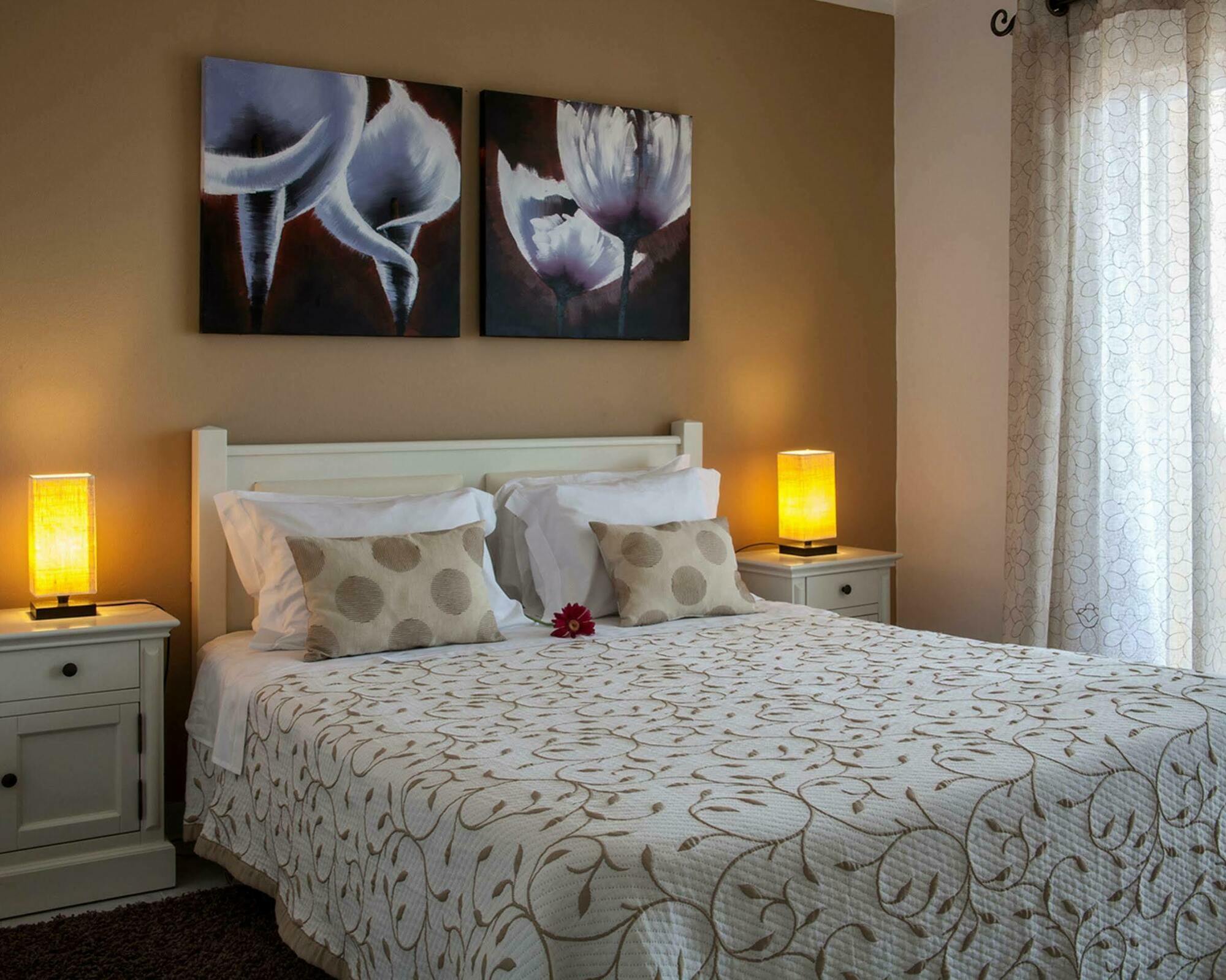 Aparthotel Jardim Do Vau Portimão Esterno foto